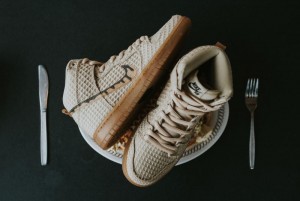 chicken-and-waffles-nike-dunk-02_o4rage
