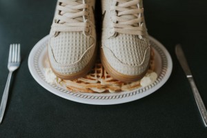 chicken-and-waffles-nike-dunk-08_o4raic